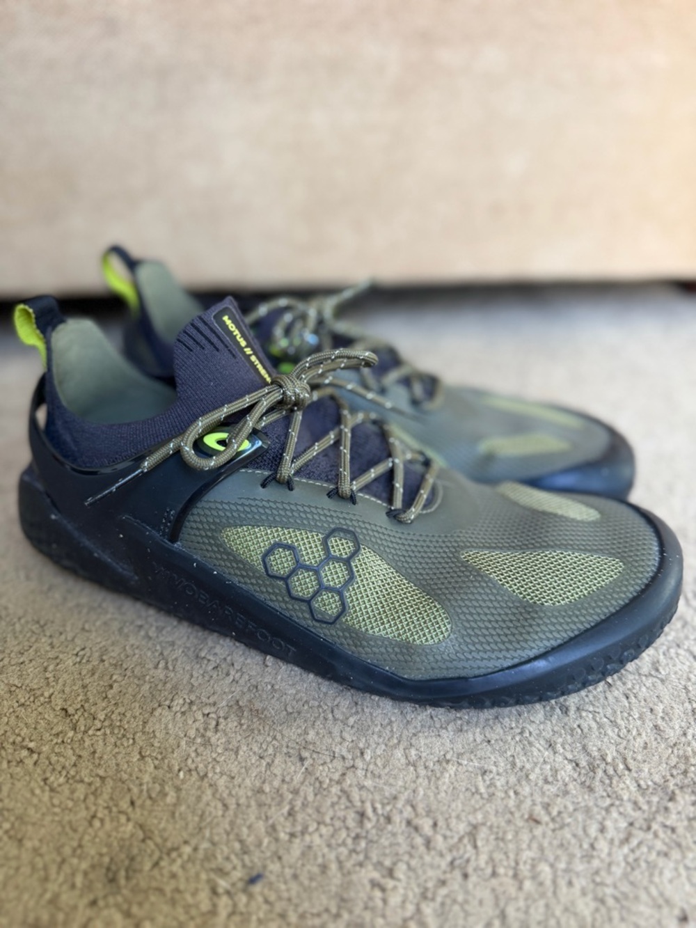 Vivobarefoot Men’s Motus Strength